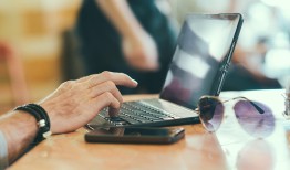 网络高手在线咨询电话：专业解决电脑蓝屏、WiFi断线、文件打不开等网络问题，省时省力更安心