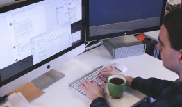 黑客在线QQ接单免费黑客网：警惕网络陷阱，保护个人信息安全