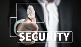 黑客调查微信聊天记录？揭秘入侵方式与法律风险，教你全面防护隐私安全