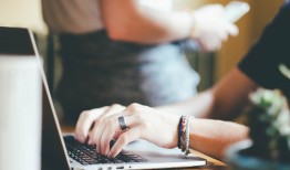 网上接单平台有哪些？2024最新推荐与选择指南，帮你轻松在家赚钱