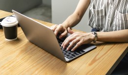 程序员网上接单网站有哪些？2024最新平台推荐，轻松在家赚钱