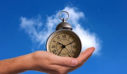 24小时在线接单的说说：突破时间限制，随时随地满足客户需求，让业务增长更轻松