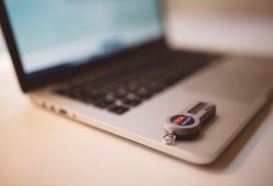 黑客24小时在线查询：全天候安全检测服务，快速解决网站异常与数据泄露风险