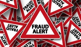 私人接单黑客微信服务揭秘：警惕法律风险与诈骗陷阱，保护账号安全