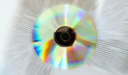 黑客24小时在线接单交易：揭秘风险与合法替代方案，保护你的数据与资金安全