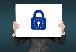 有没有接私活的黑客？揭秘网络安全服务合法渠道与风险规避指南