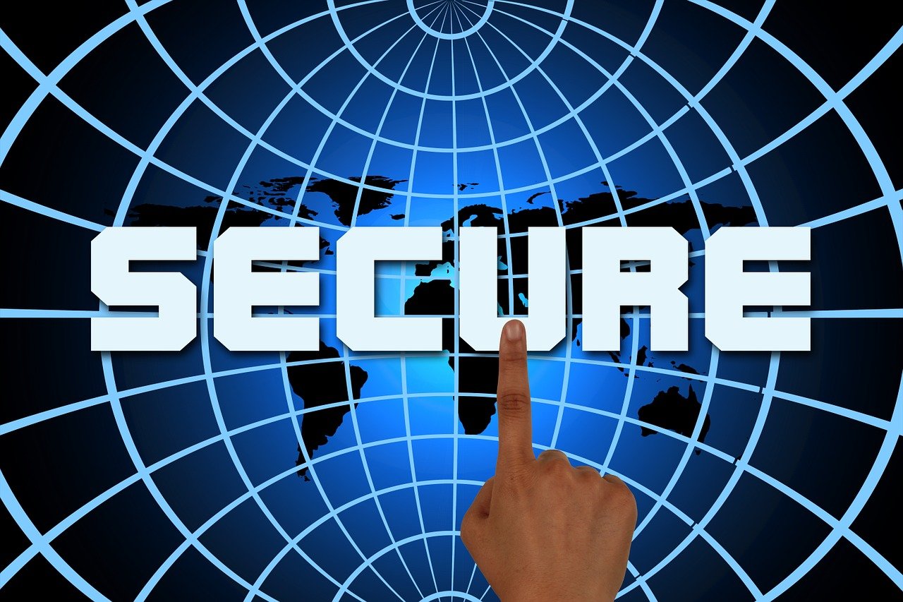 学黑客出来能干什么？揭秘5大高薪合法职业路径，让你光明正大发挥技术专长