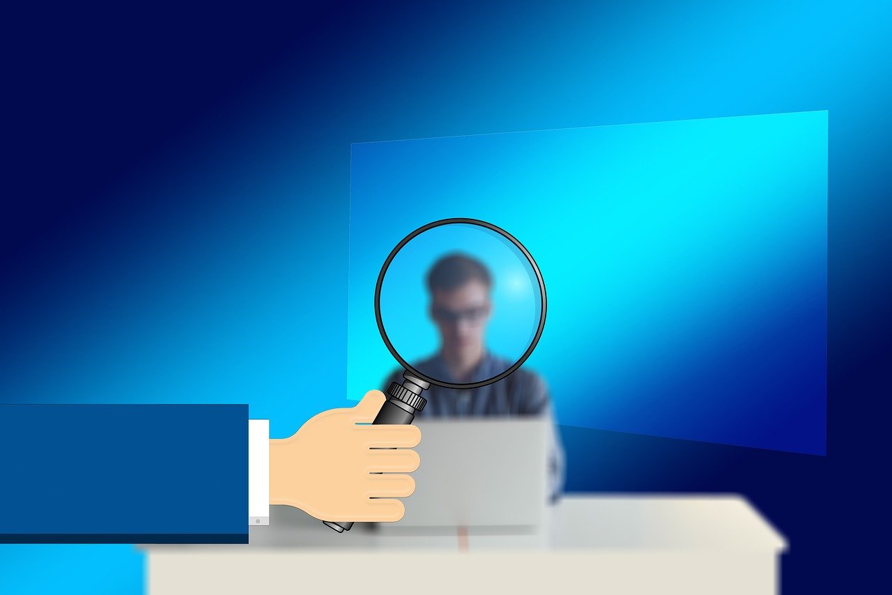 免费接单黑客QQ有哪些？揭秘风险与安全替代方案，保护你的网络隐私