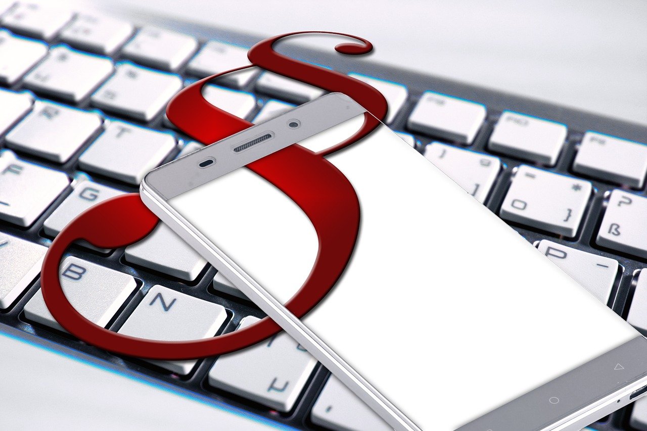 不用对方同意怎么查对方位置？揭秘手机定位技术与法律风险，保护隐私安全