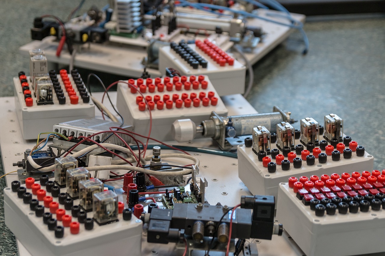 自动化外包平台：轻松实现企业高效转型，告别技术门槛与成本烦恼