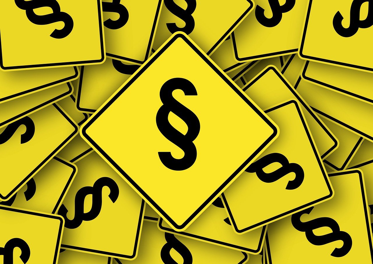 软件接单洗钱风险全解析：如何识别、防范与应对，避免法律陷阱