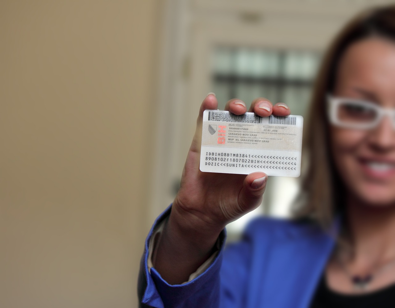 上哪找黑客？合法雇佣白帽黑客的完整指南与避坑技巧